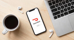 Why is Doordash not working? DoorDash down for many Sunday