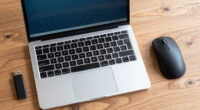 Reviving A 15-Year-old Netbook With Arch Linux