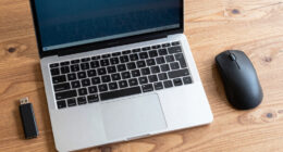 Reviving A 15-Year-old Netbook With Arch Linux